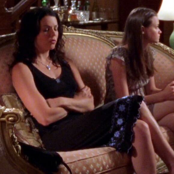 Rare Embroidered Skirt ASO Lorelai Gilmore Girls Vintage Black Blue Embroidered - Picture 3 of 7